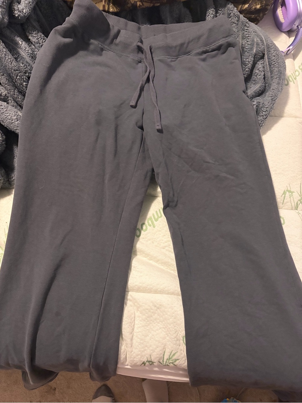 Garage snatch booty stretch pants